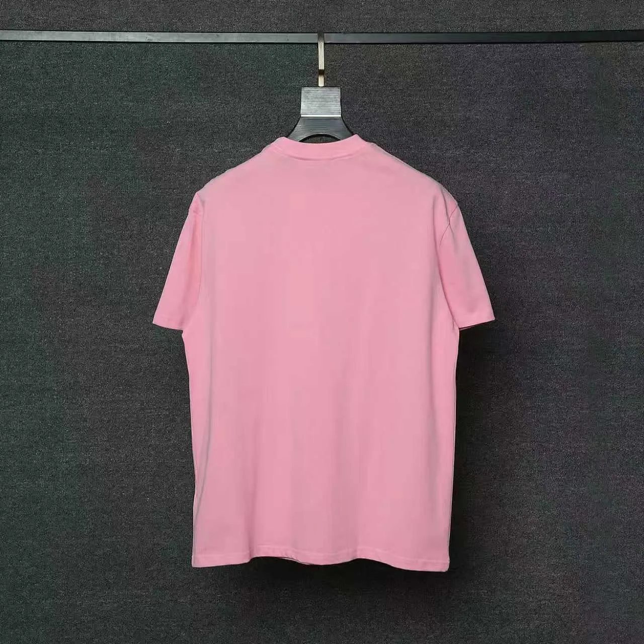 26ss CASABLANCA original printing process short-sleeved T-shirt original development using high-density double yarn pure cotton fabric upper body soft and comfortable color Black White Dark Green color Orange Pink Blue Royal Blue color cigarette powder 8 colors Sizes S M L XL